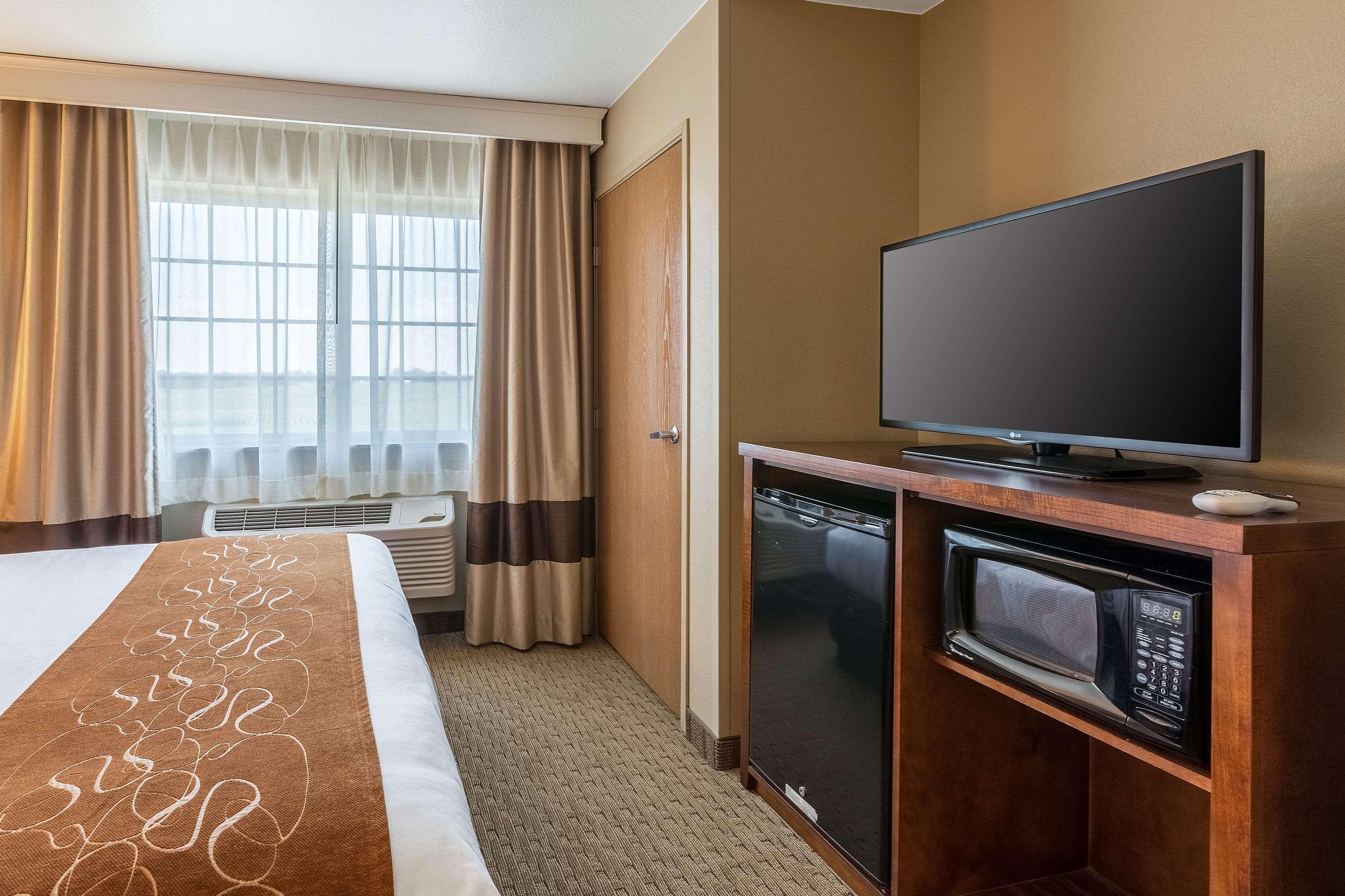 Comfort Suites Burlington Exterior foto