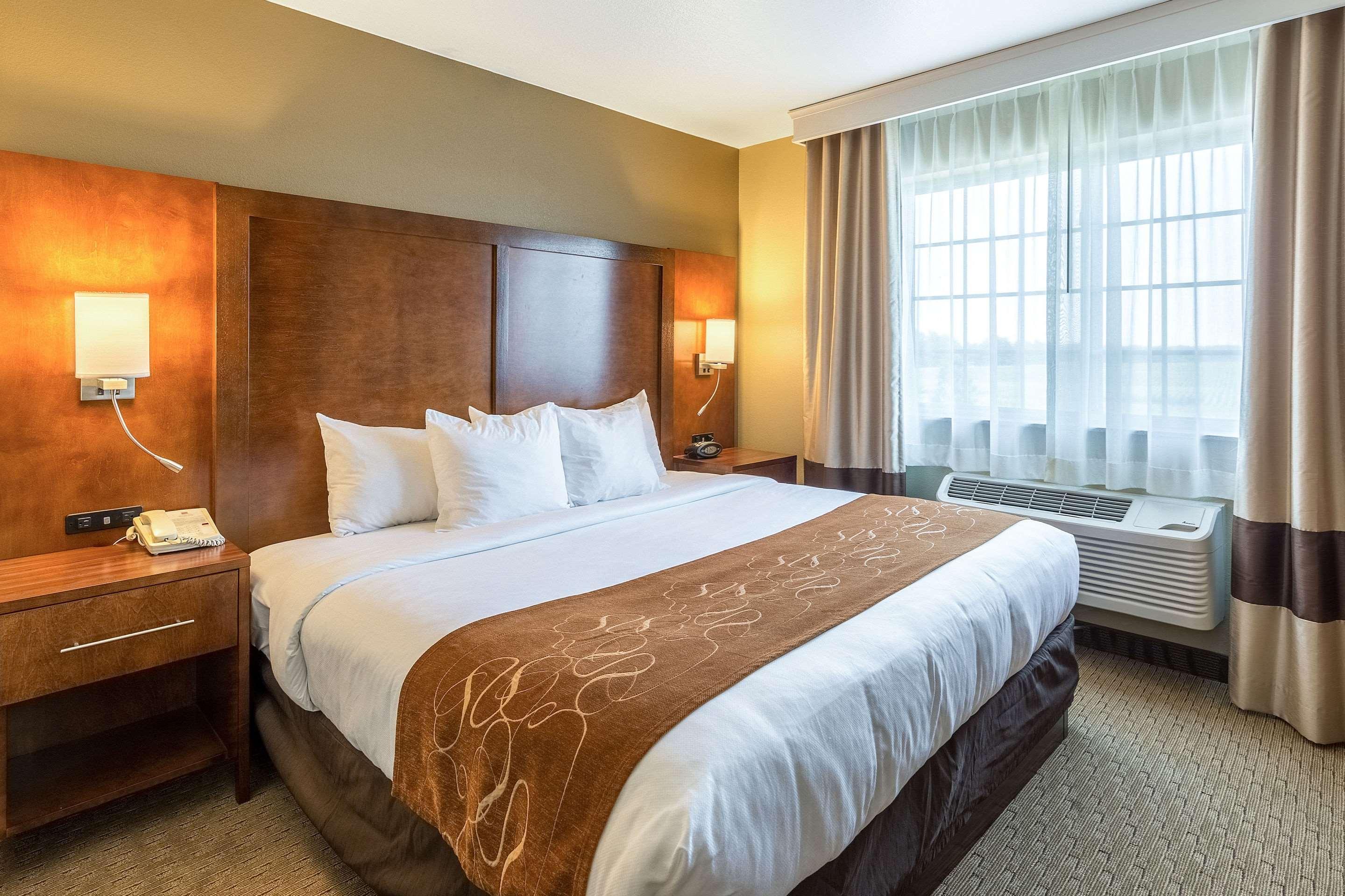 Comfort Suites Burlington Exterior foto