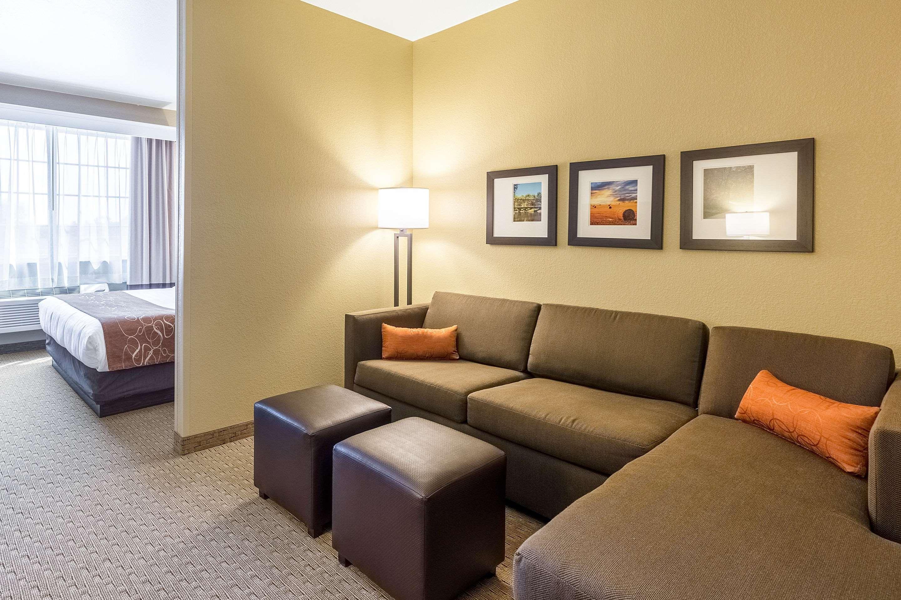 Comfort Suites Burlington Exterior foto